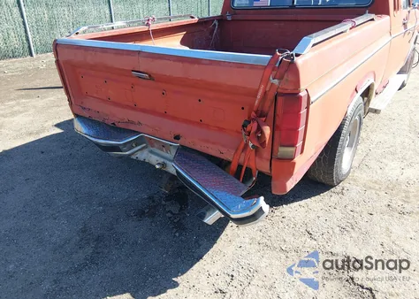 1982 Ford F150 из США, поврежденный, VIN 1FTDX15F9CKA43843